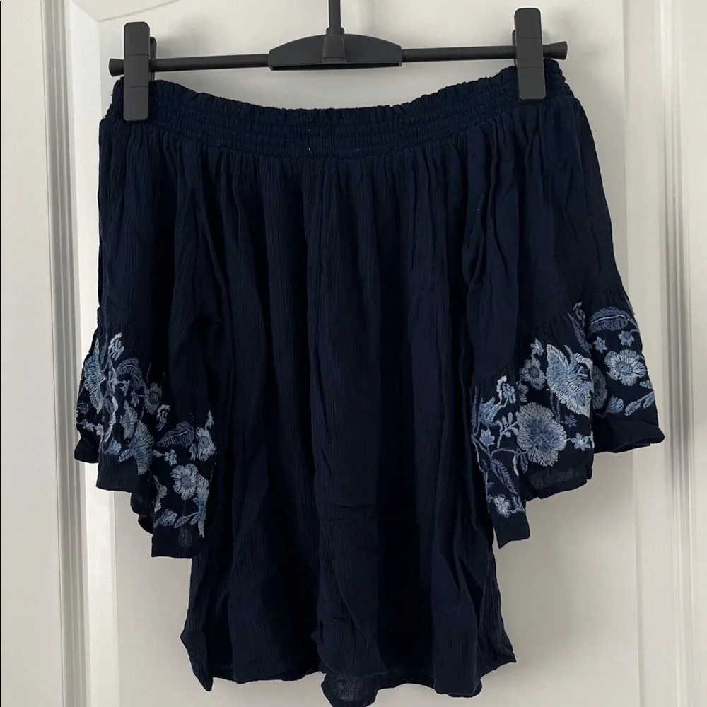 Hollister Navy Floral Embroidered Smocked Off the Shoulder Bell Sleeve Top - Picture 4 of 10